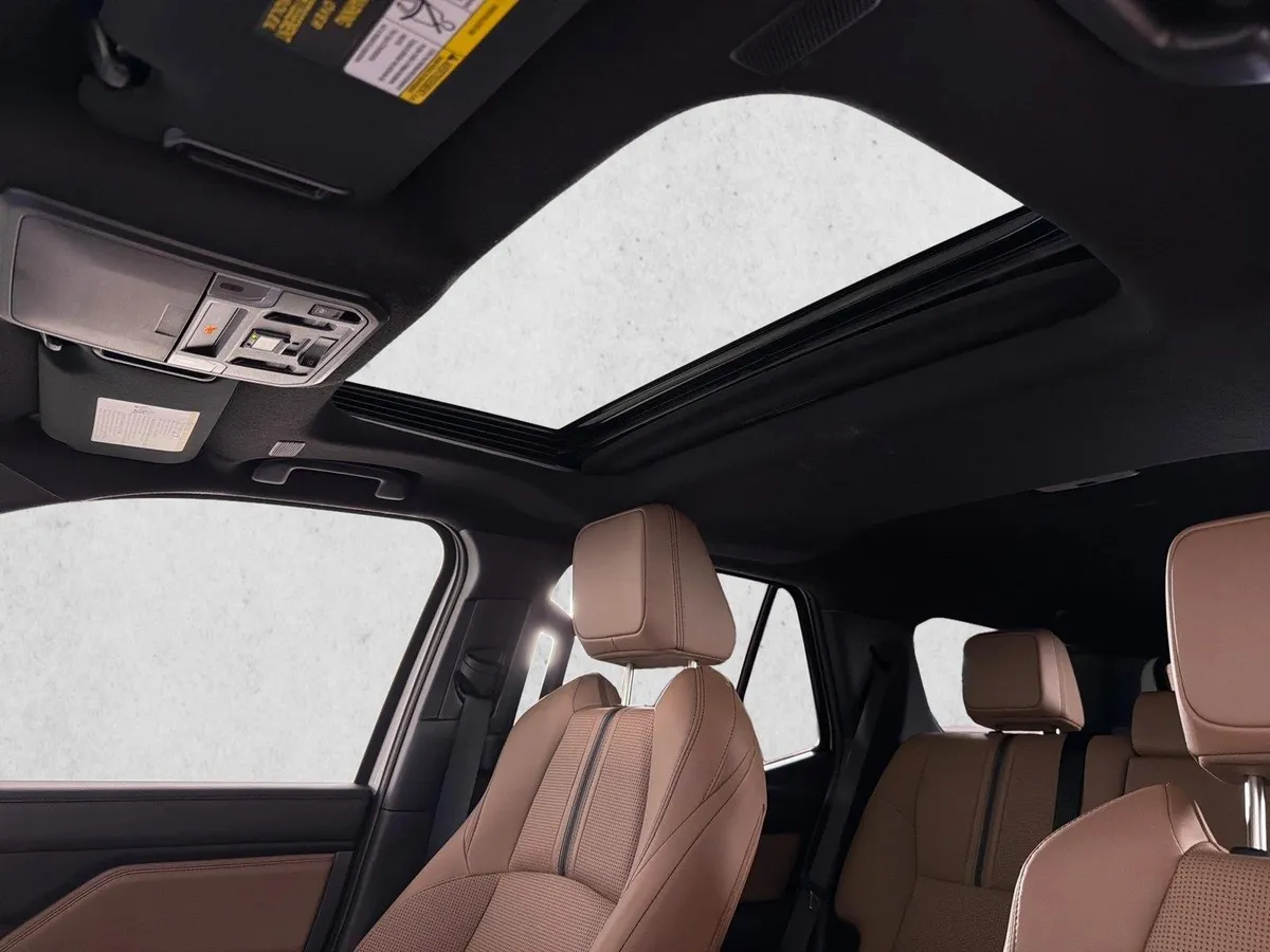 2026 Toyota 4Runner Hybrid Limited thumbnail 2