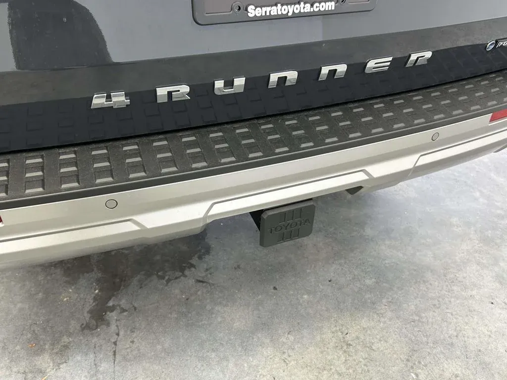 2026 Toyota 4Runner i-FORCE MAX Hybrid Limited thumbnail 12