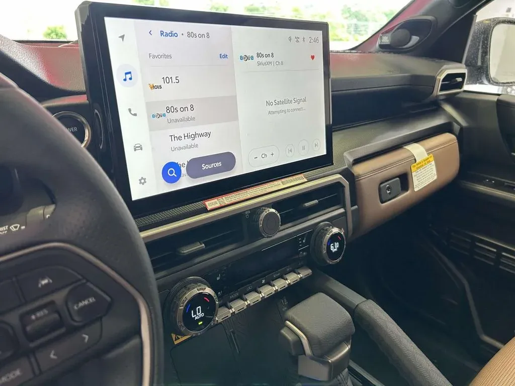 2026 Toyota 4Runner i-FORCE MAX Hybrid Limited thumbnail 23