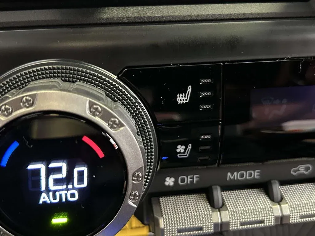 2026 Toyota 4Runner i-FORCE MAX Hybrid Limited thumbnail 27