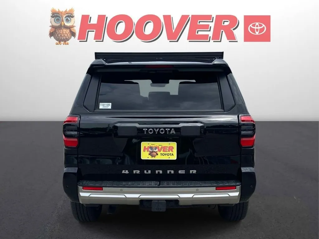 2026 Toyota 4Runner Limited thumbnail 3