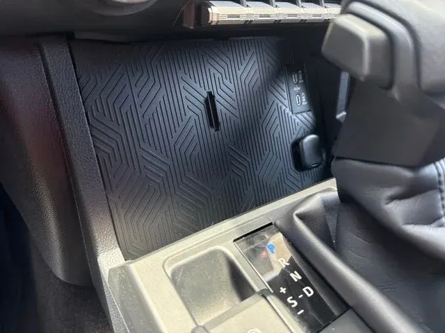 2026 Toyota 4Runner SR5 thumbnail 38