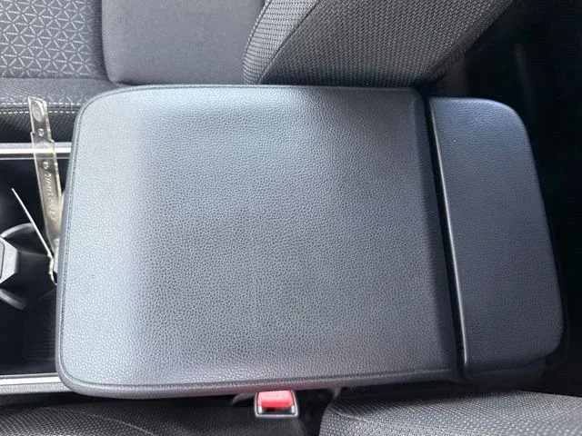 2026 Toyota 4Runner SR5 thumbnail 41