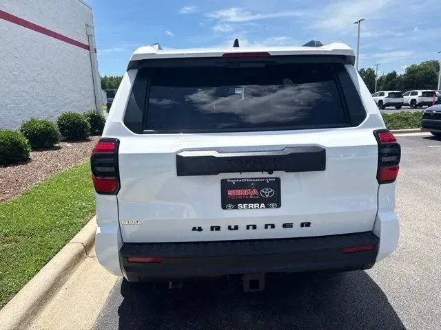 2026 Toyota 4Runner SR5 thumbnail 6