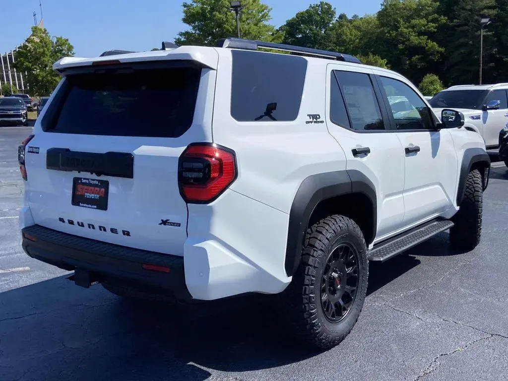 2026 Toyota 4Runner TRD Off-Road Premium thumbnail 3