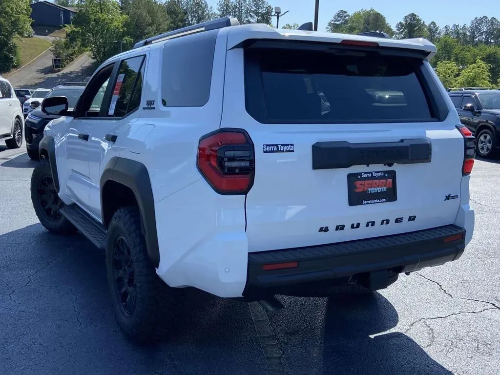 2026 Toyota 4Runner TRD Off-Road Premium thumbnail 5