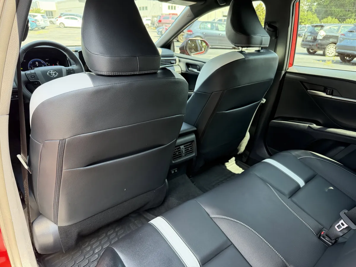 2026 Toyota Camry LE thumbnail 20