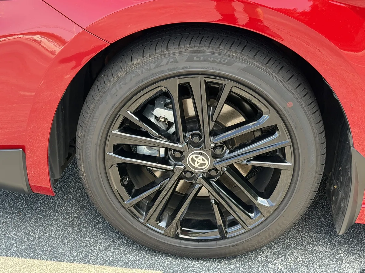 2026 Toyota Camry LE thumbnail 31