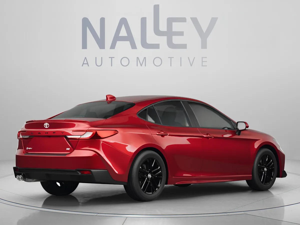 2026 Toyota Camry LE thumbnail 6