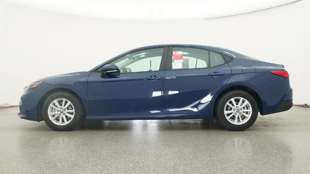2026 TOYOTA CAMRY thumbnail 12