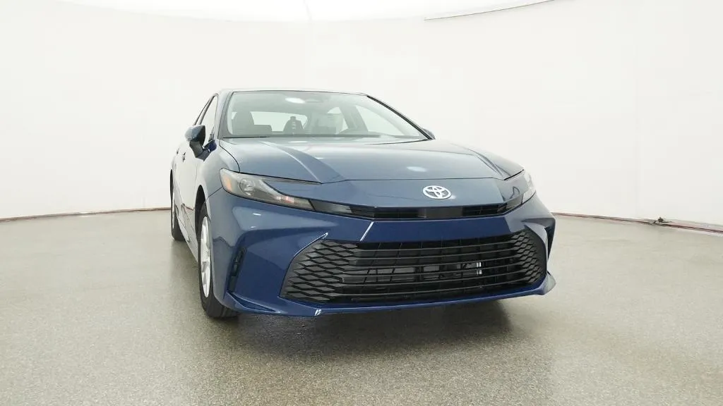 2026 TOYOTA CAMRY thumbnail 13