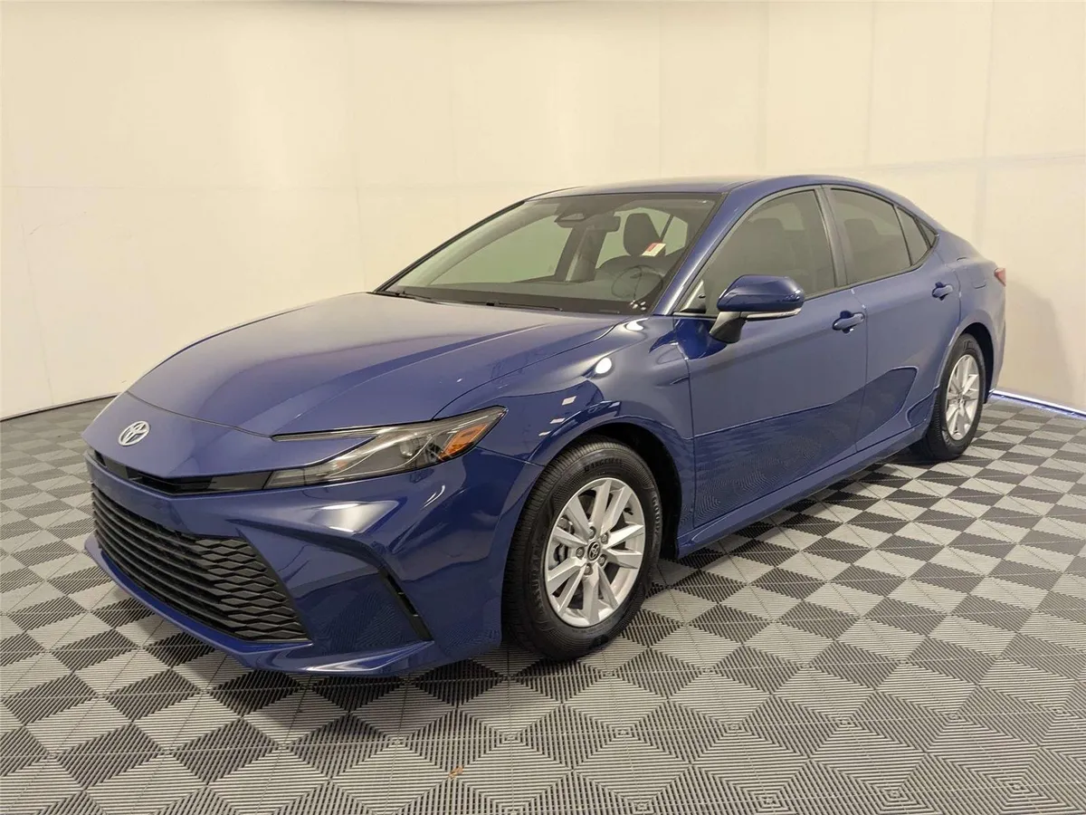 2026 TOYOTA CAMRY thumbnail 46