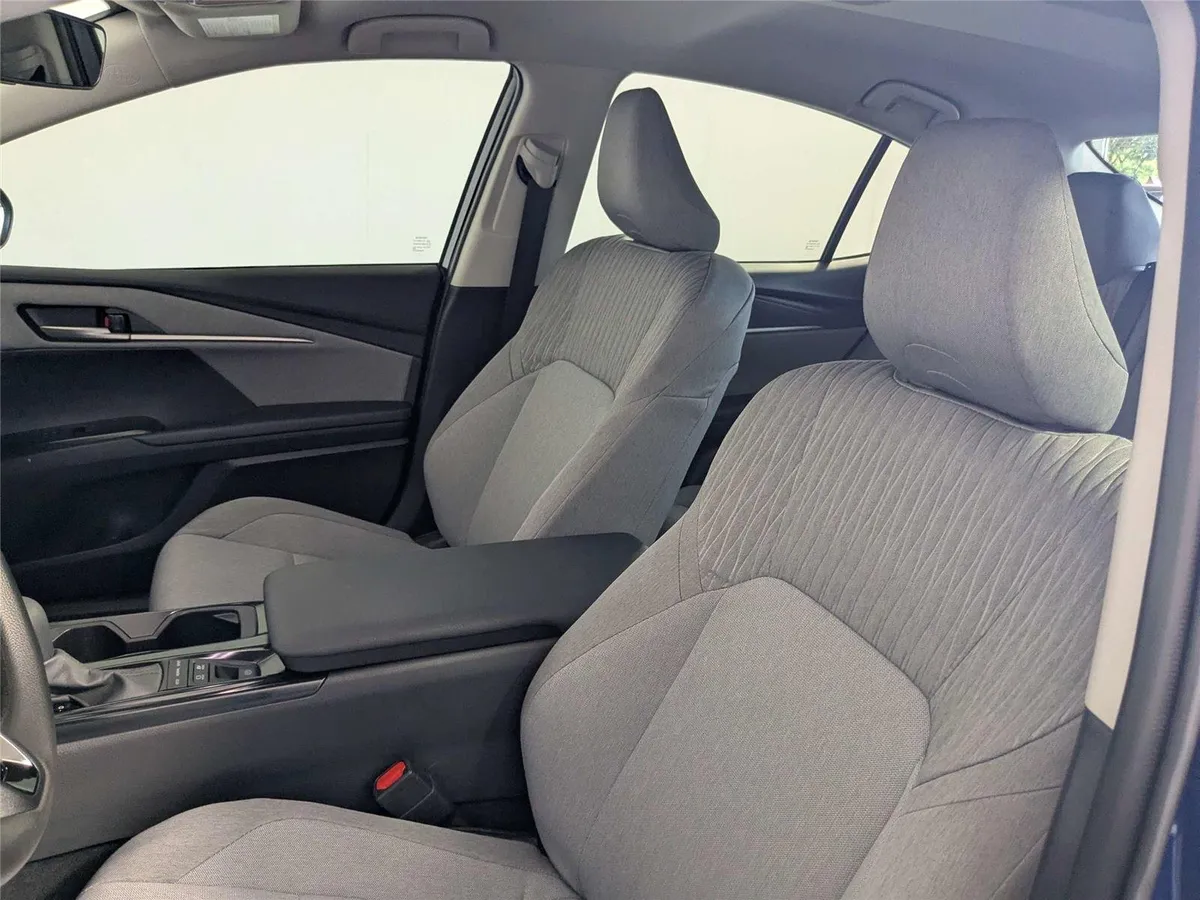 2026 TOYOTA CAMRY thumbnail 54