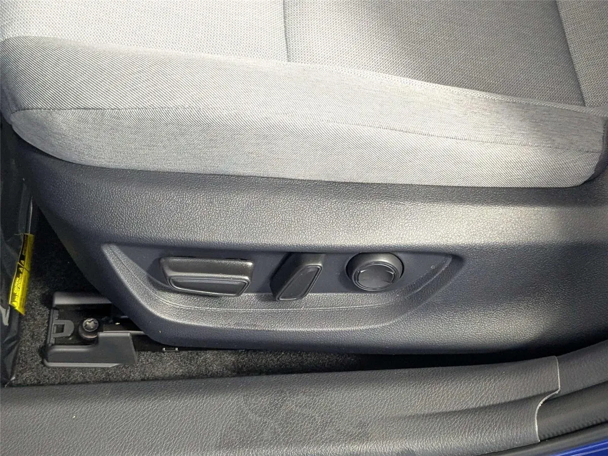 2026 TOYOTA CAMRY thumbnail 55