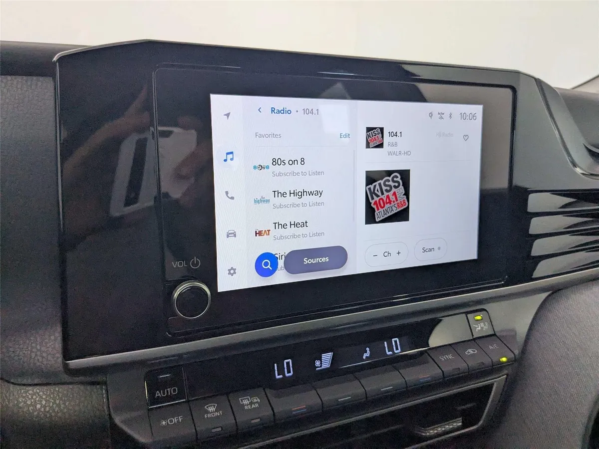 2026 TOYOTA CAMRY thumbnail 60