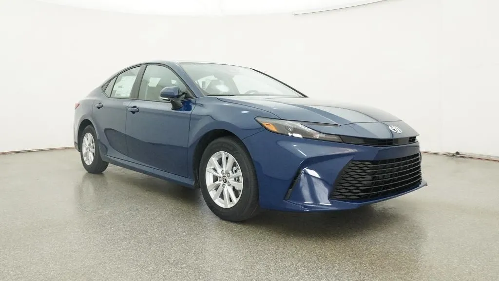 2026 TOYOTA CAMRY thumbnail 7