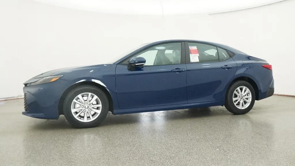 2026 TOYOTA CAMRY thumbnail 8