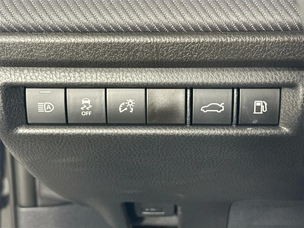 2026 Toyota Camry Nightshade thumbnail 14