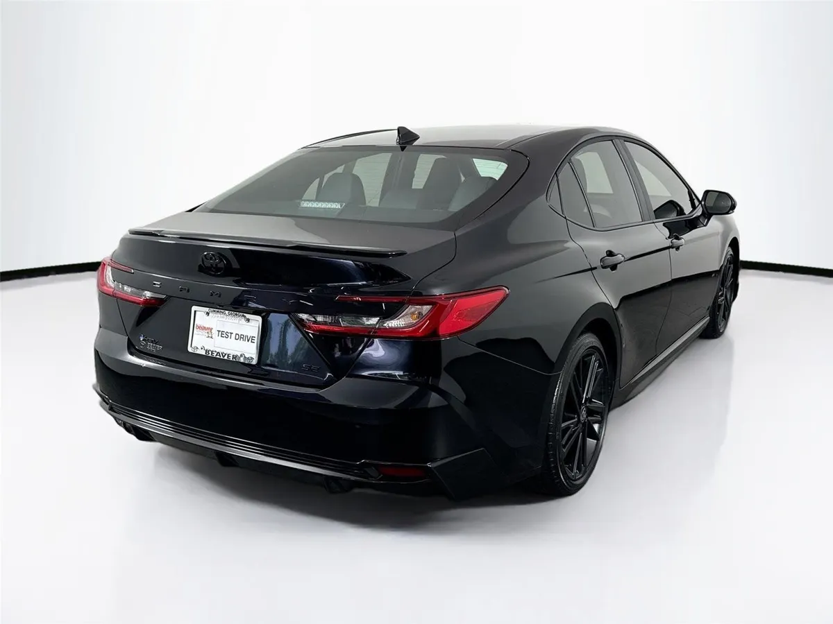 2026 Toyota Camry Nightshade thumbnail 2