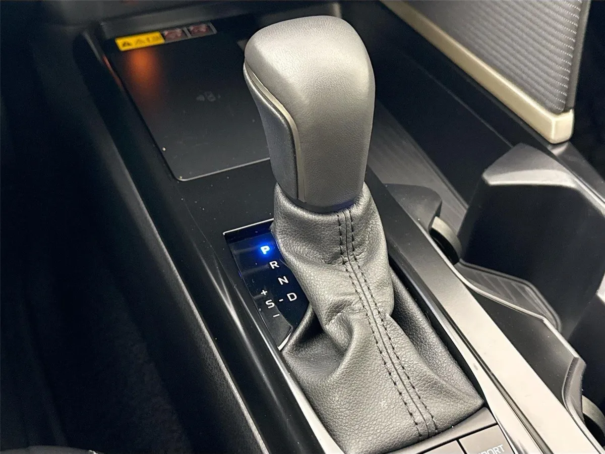 2026 Toyota Camry Nightshade thumbnail 24