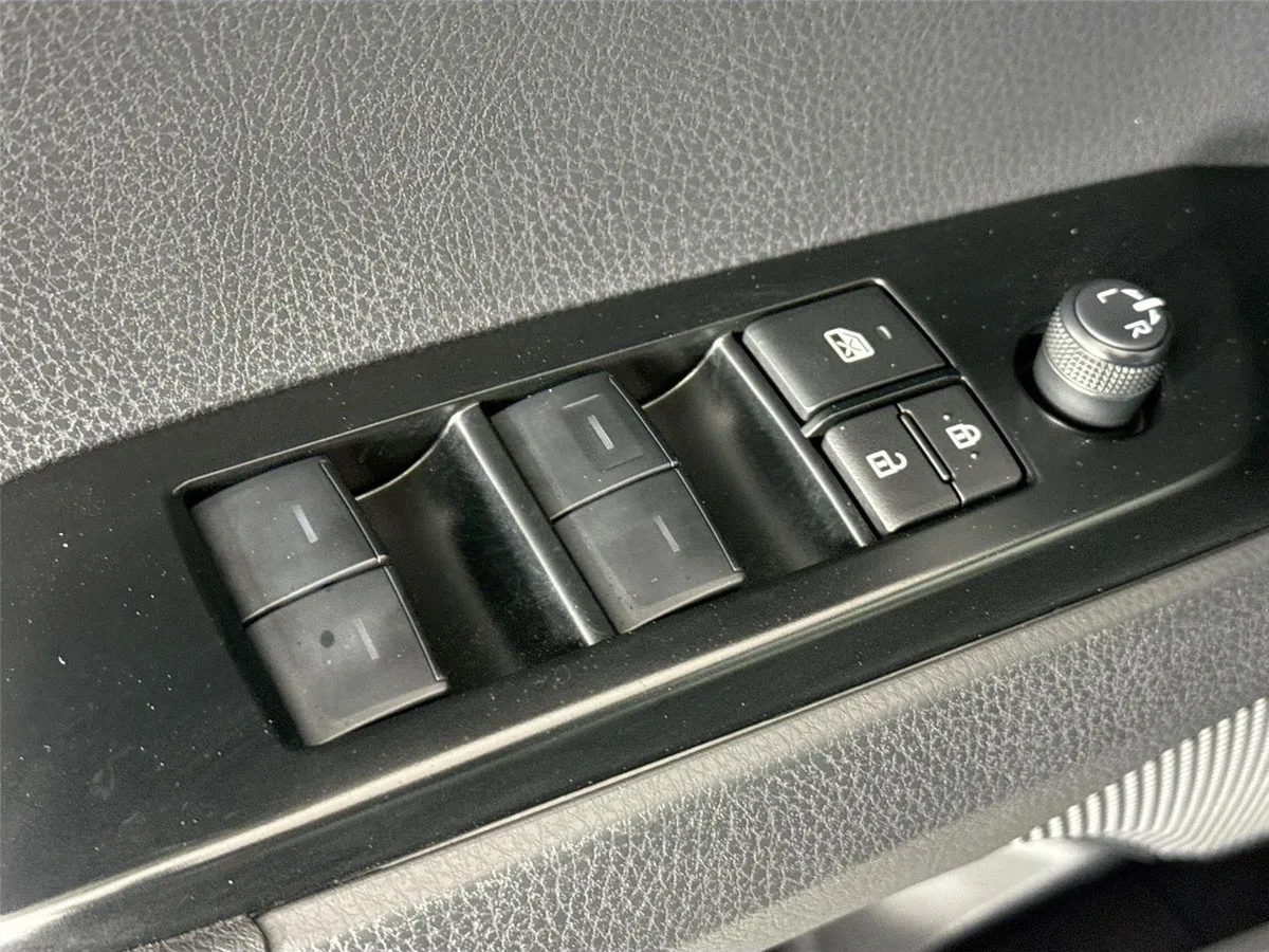 2026 Toyota Camry Nightshade thumbnail 25
