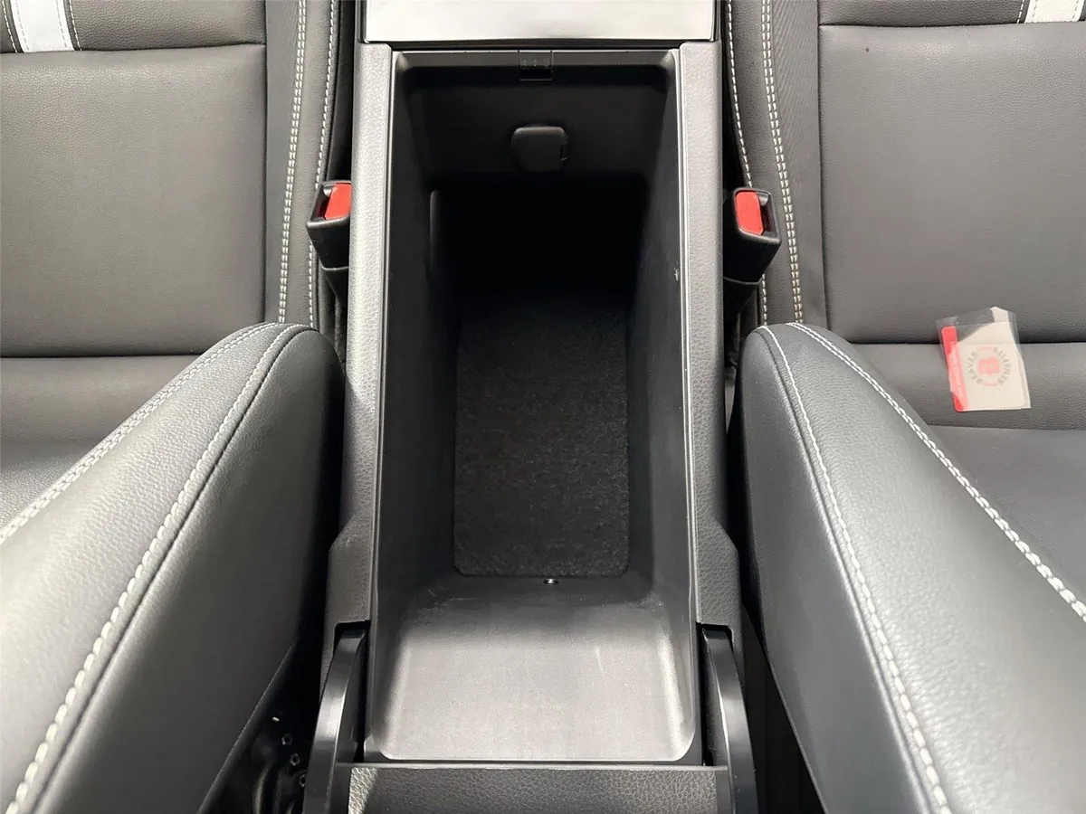 2026 Toyota Camry Nightshade thumbnail 30