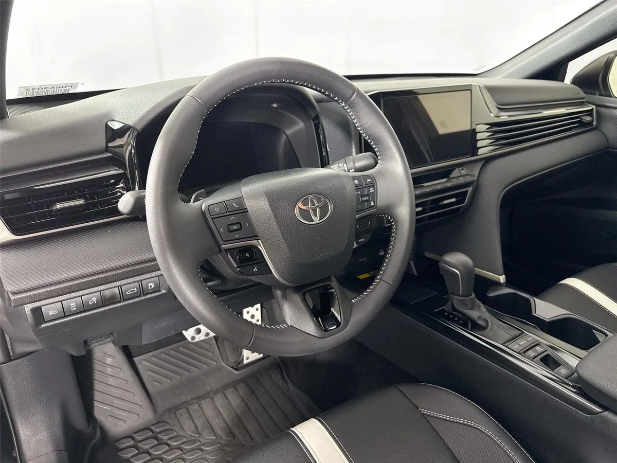 2026 Toyota Camry Nightshade thumbnail 4