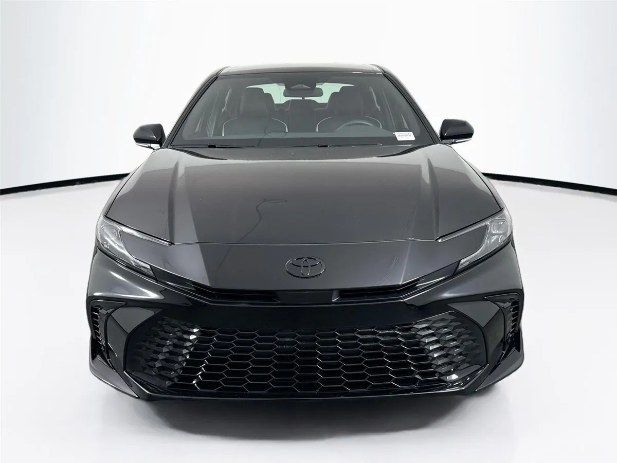 2026 Toyota Camry Nightshade thumbnail 7