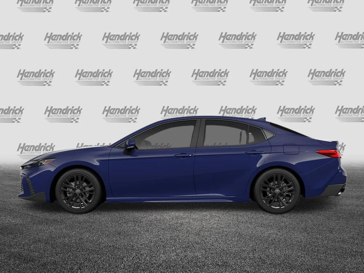 2026 Toyota Camry SE thumbnail 27