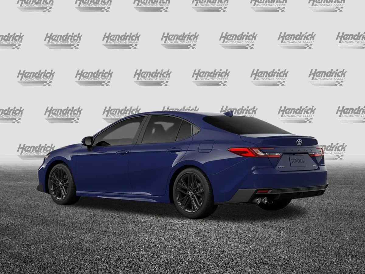 2026 Toyota Camry SE thumbnail 29
