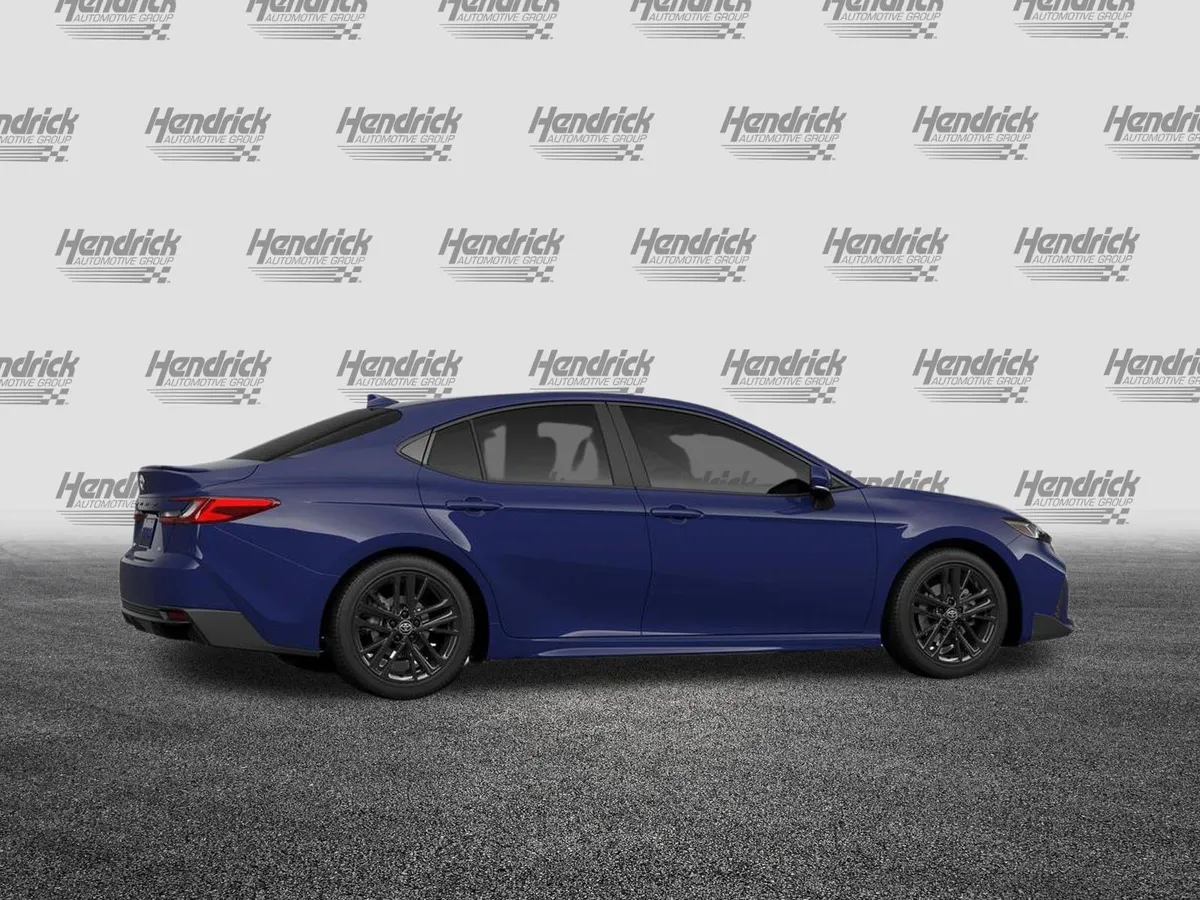 2026 Toyota Camry SE thumbnail 34