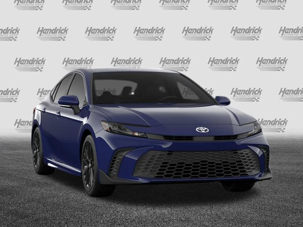 2026 Toyota Camry SE thumbnail 39