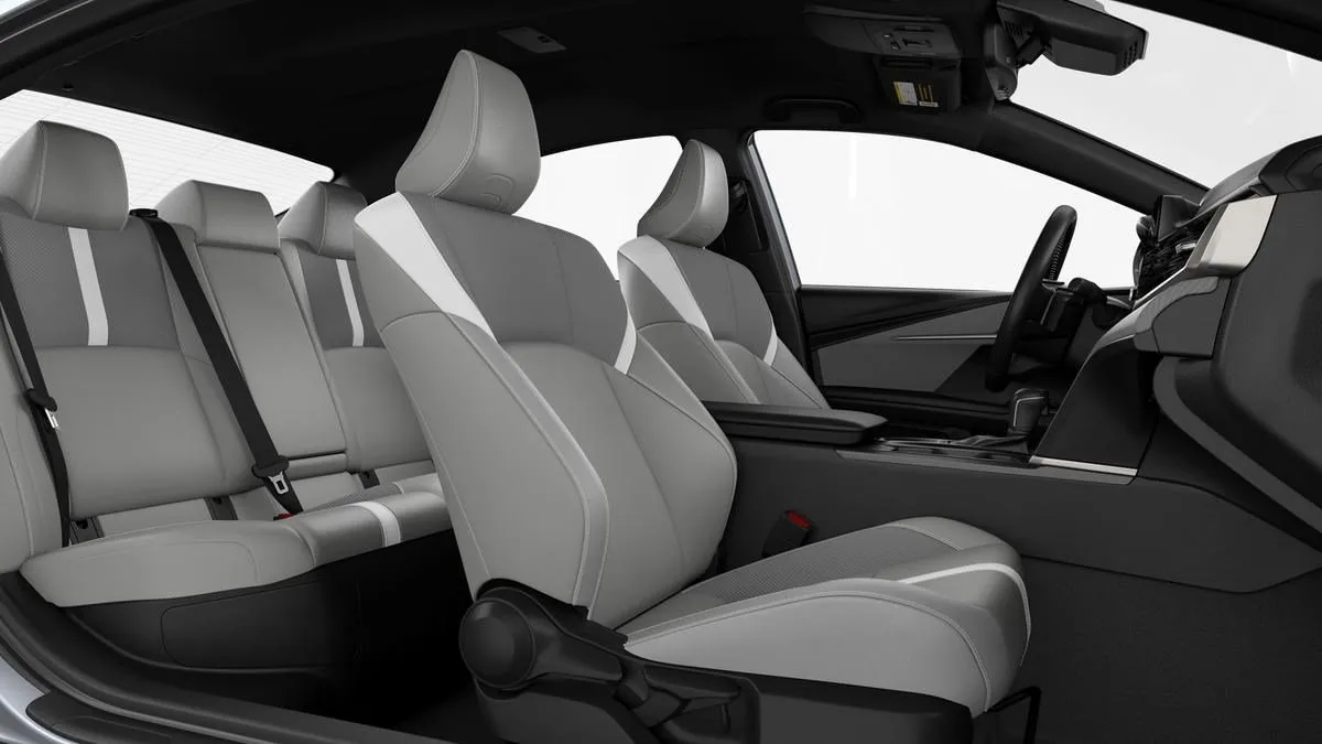 2026 Toyota Camry SE thumbnail 43