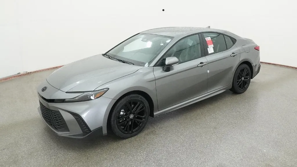 2026 Toyota Camry SE thumbnail 35