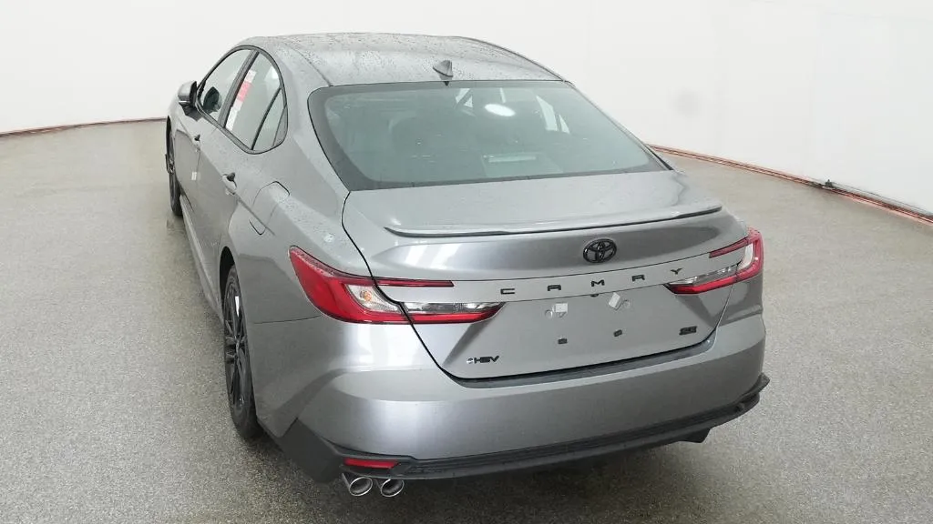 2026 Toyota Camry SE thumbnail 38