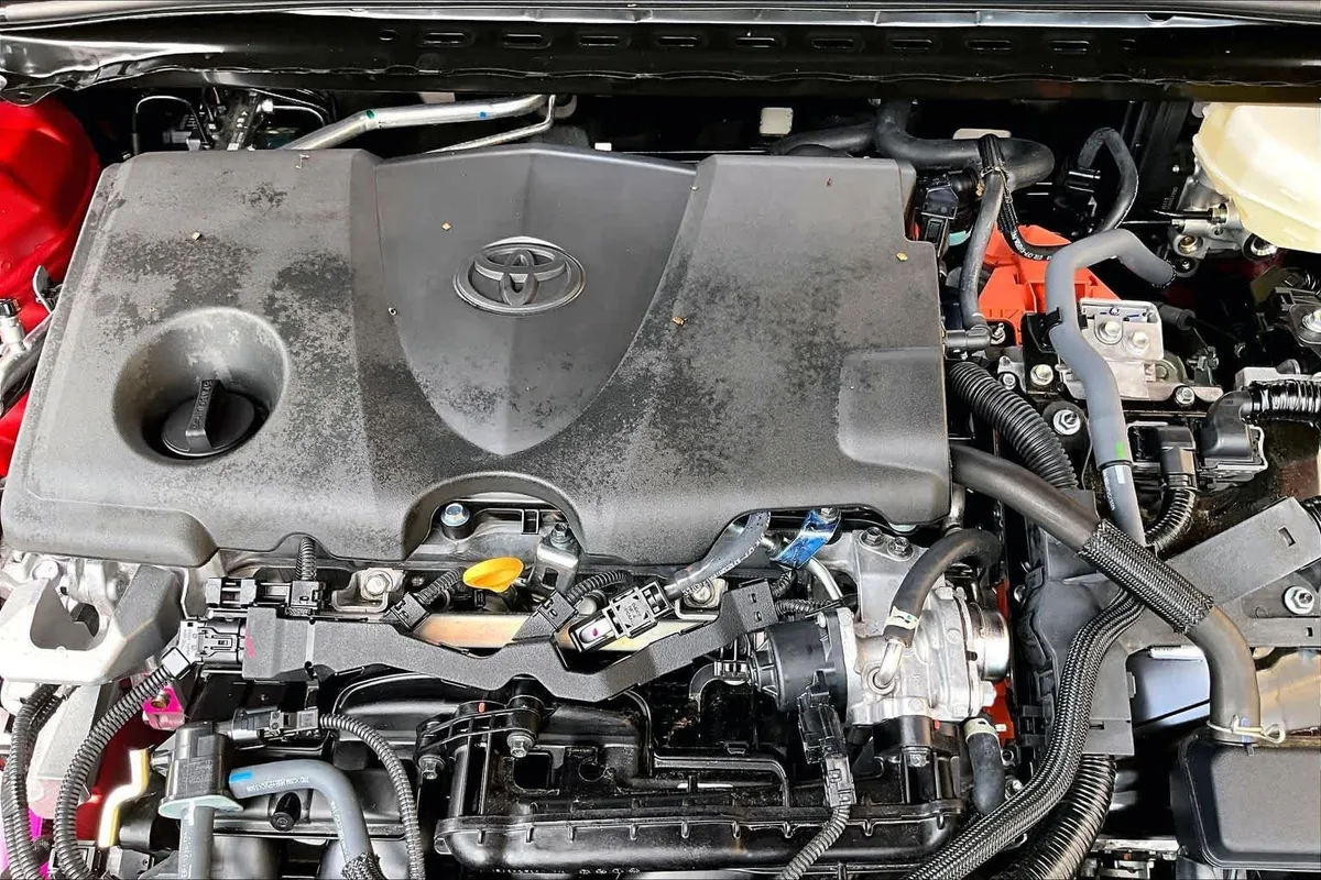2026 Toyota Camry SE thumbnail 32
