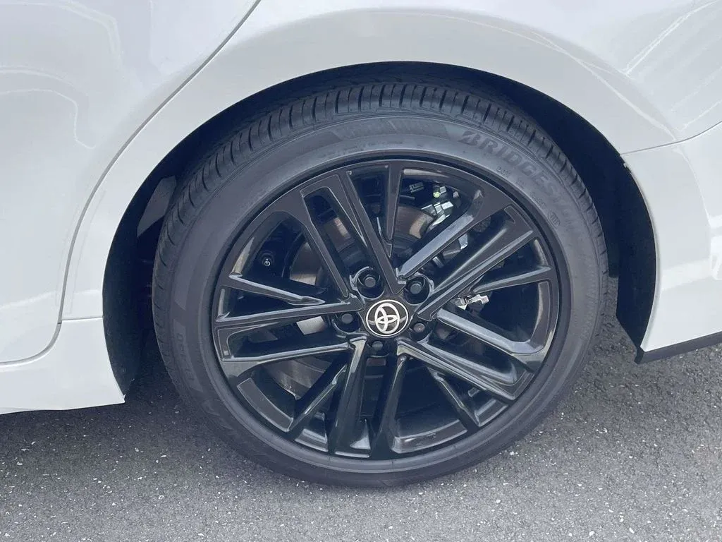 2026 Toyota Camry SE thumbnail 27