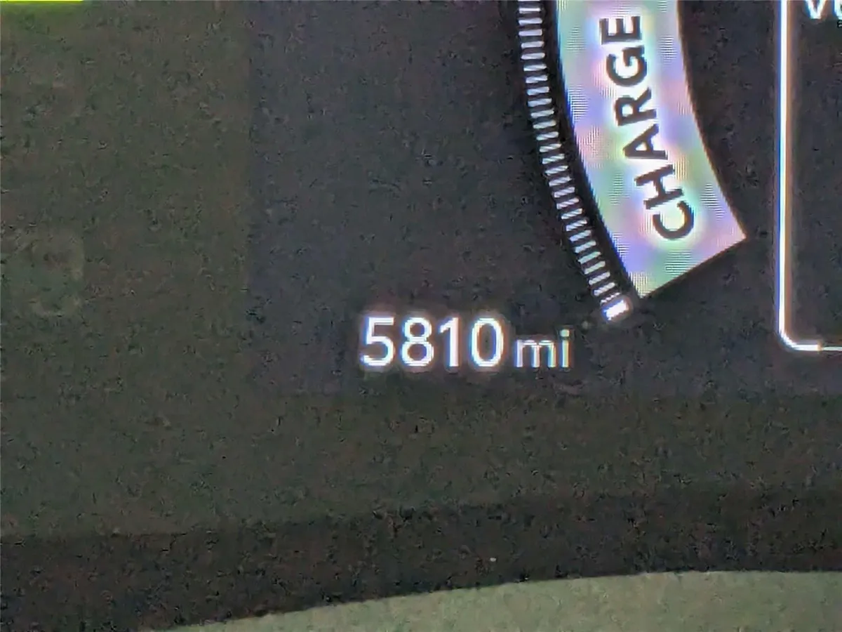 2026 Toyota Camry SE thumbnail 18