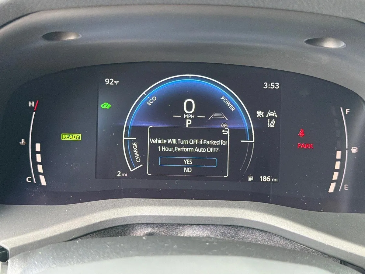 2026 Toyota Camry SE thumbnail 26
