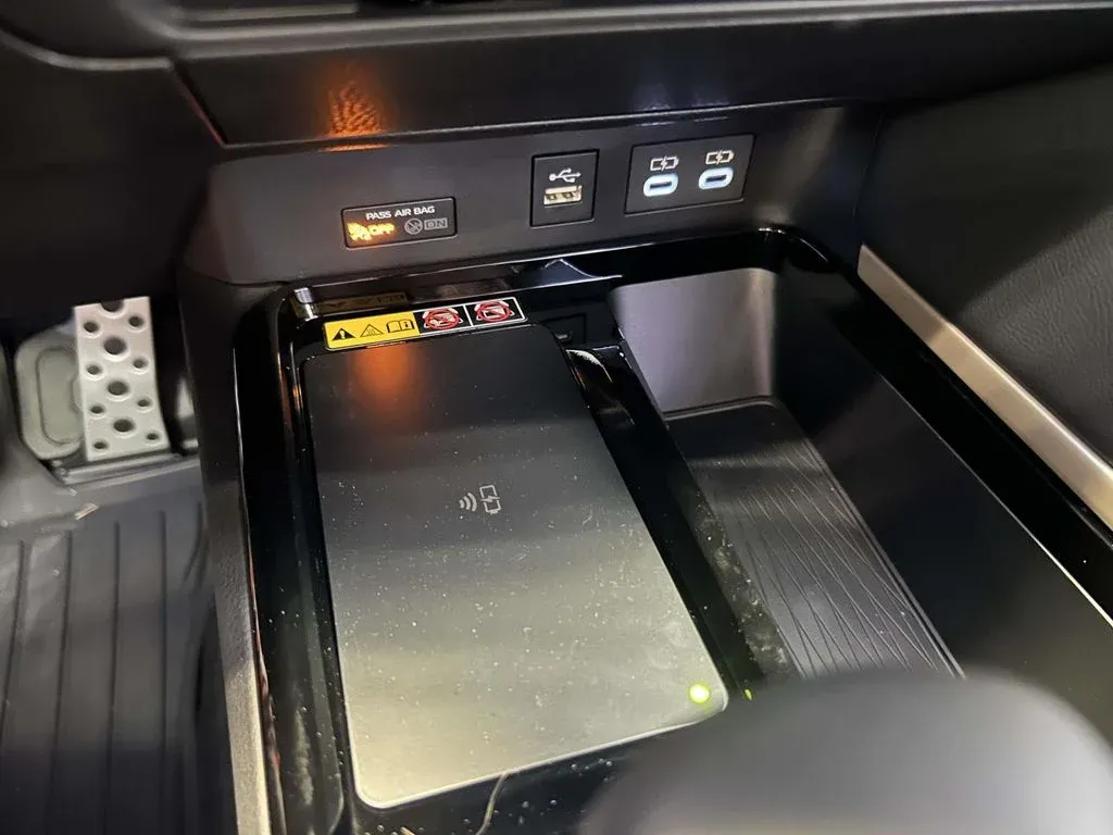 2026 Toyota Camry XSE thumbnail 23