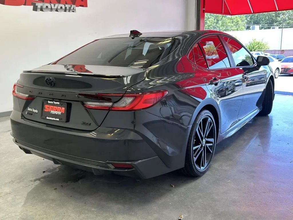 2026 Toyota Camry XSE thumbnail 3