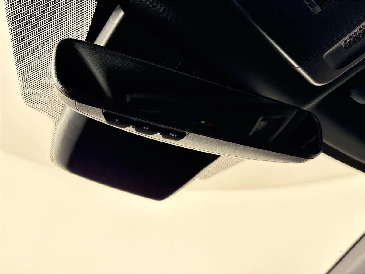 2026 Toyota Camry XSE thumbnail 23