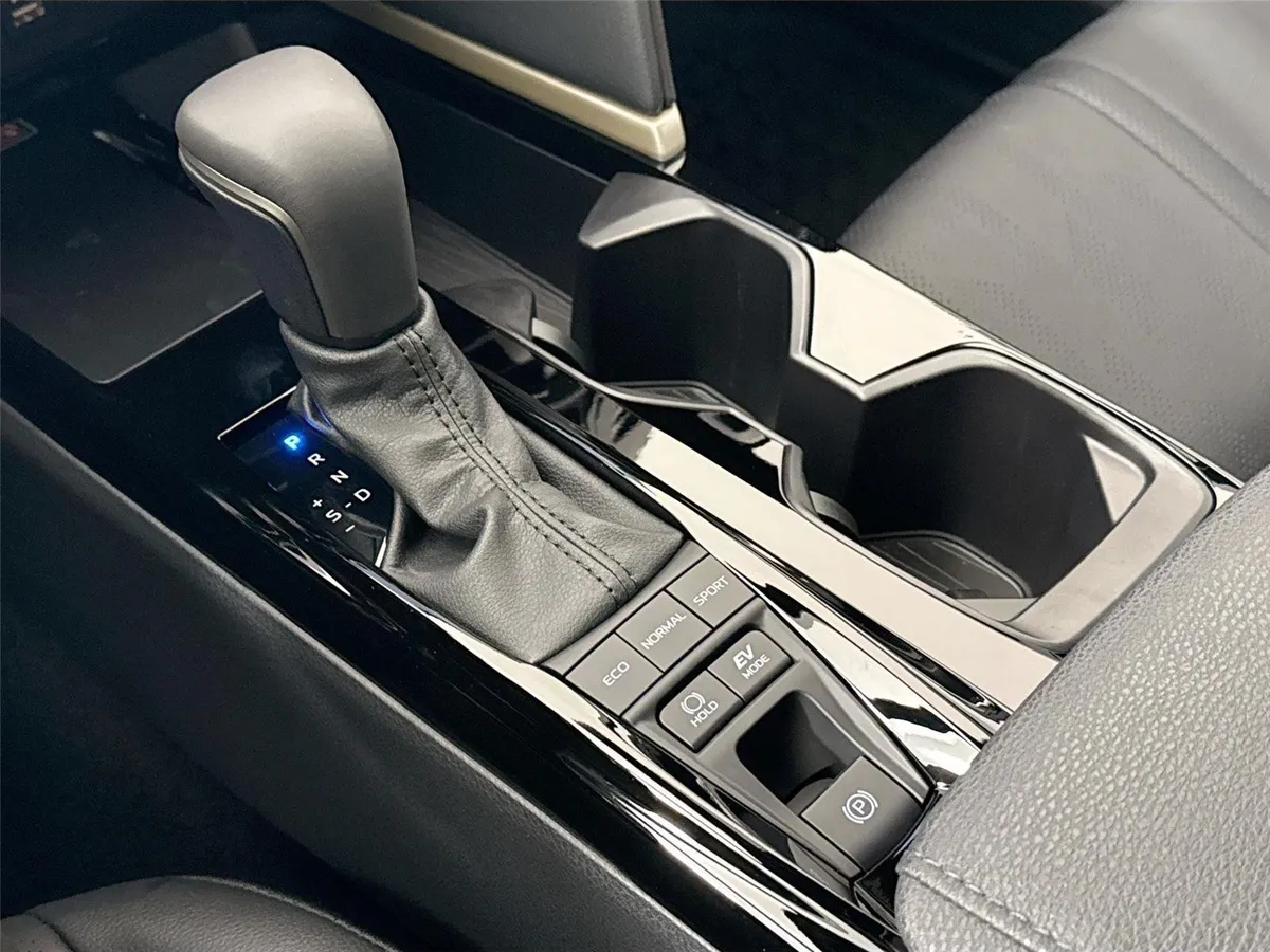 2026 Toyota Camry XSE thumbnail 27