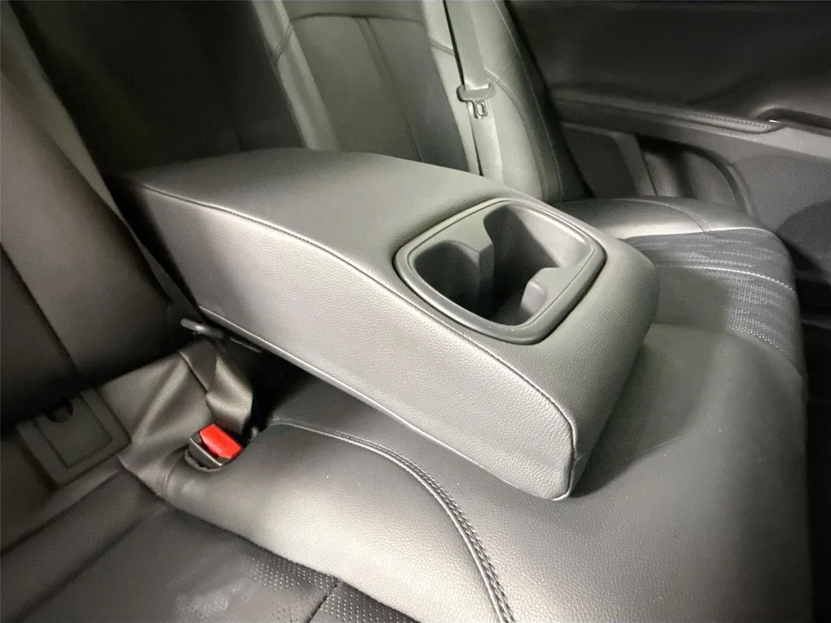 2026 Toyota Camry XSE thumbnail 40