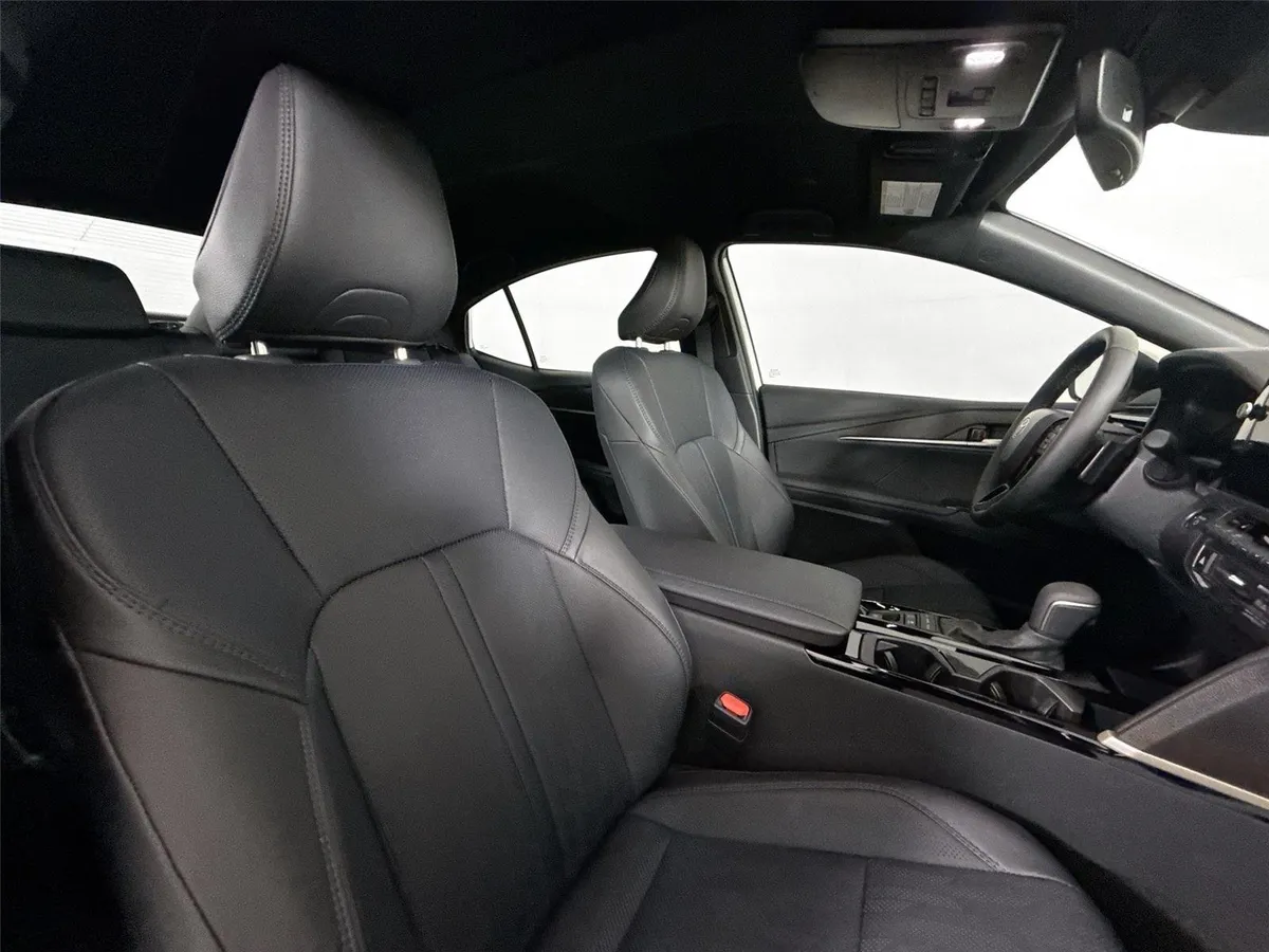 2026 Toyota Camry XSE thumbnail 42