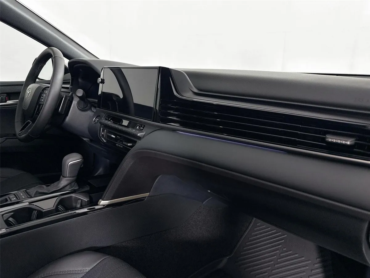 2026 Toyota Camry XSE thumbnail 43