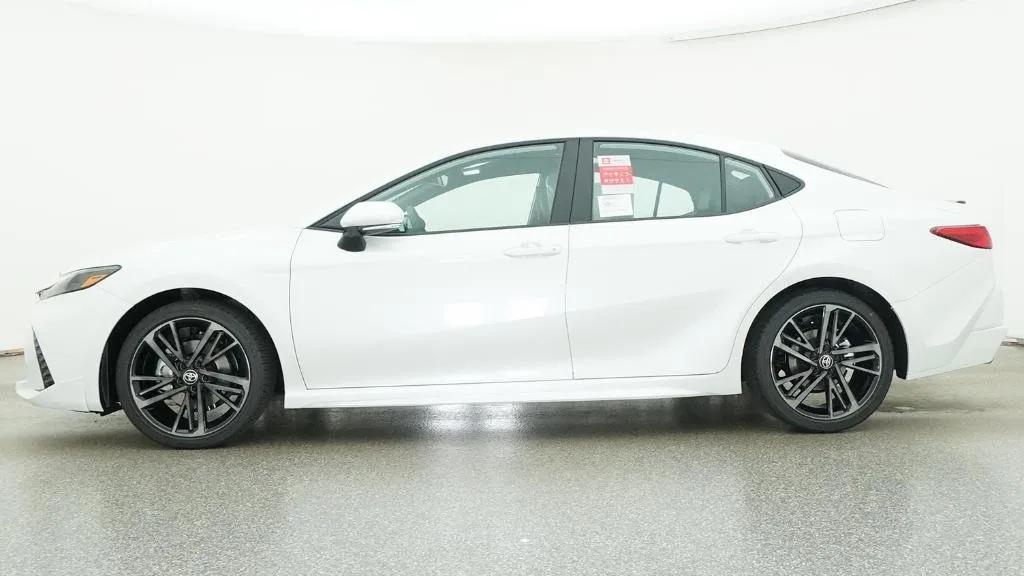 2026 Toyota Camry XSE thumbnail 60