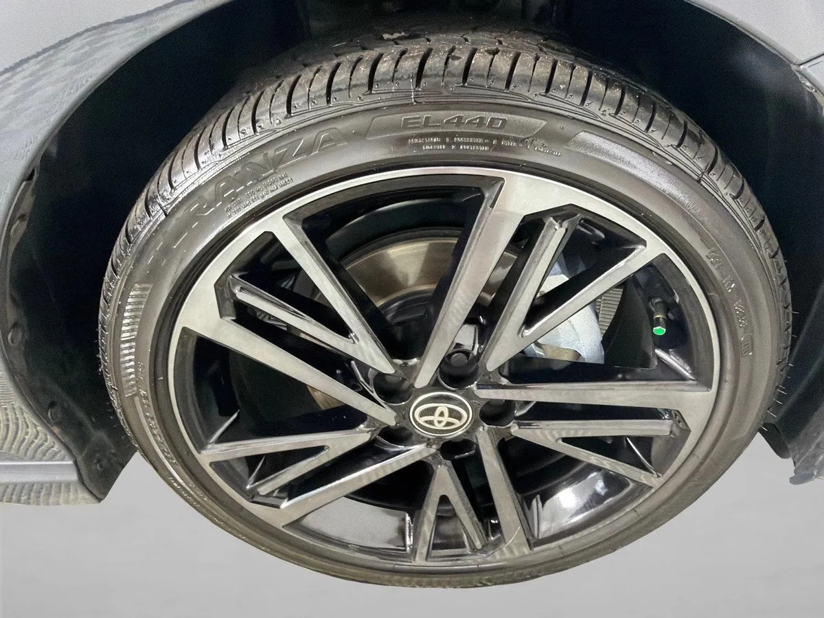 2026 Toyota Camry XSE thumbnail 13