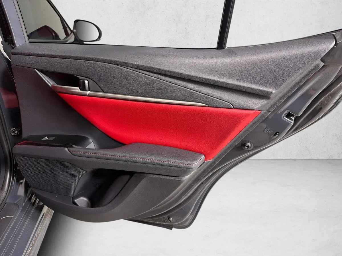 2026 Toyota Camry XSE thumbnail 17