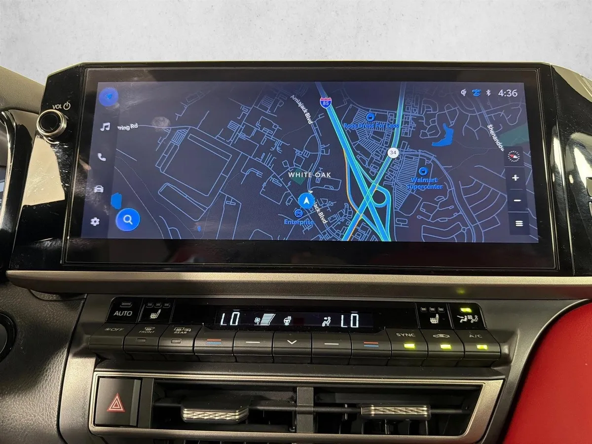 2026 Toyota Camry XSE thumbnail 2
